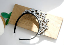 Load image into Gallery viewer, Queen / Hair Band