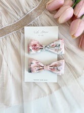Load image into Gallery viewer, Romantic flower Bow / Single Item
