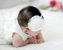 Load image into Gallery viewer, Pearl Flower / Headband