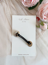 Load image into Gallery viewer, Big Pearl Hair Tie