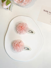 Load image into Gallery viewer, Pink Lace Flower / Single Item