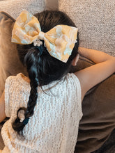 Load image into Gallery viewer, Lua  Hair Clip / Single Item