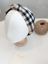 Load image into Gallery viewer, Nova Wide Hair Band / Single Item