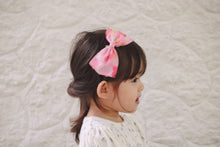 Load image into Gallery viewer, Lua  Hair Clip / Single Item