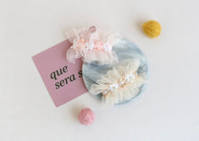Load image into Gallery viewer, Lacey Blossom / Single Item