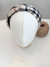 Load image into Gallery viewer, Nova Wide Hair Band / Single Item