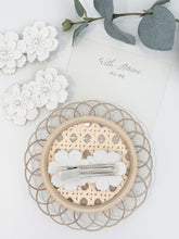 Load image into Gallery viewer, White Leather Flower / Single Item