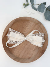 Load image into Gallery viewer, Princess Lace Headband