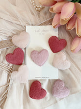 Load image into Gallery viewer, Fur Hearts / Single Item