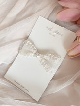 Load image into Gallery viewer, Lace double bow / Single Item