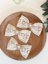 Load image into Gallery viewer, Dainty / Single Item