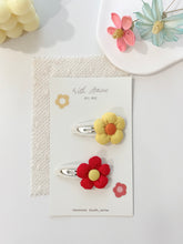 Load image into Gallery viewer, Pika Flower / Single Item