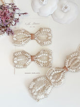 Load image into Gallery viewer, Shiny Leah / Single Item