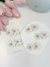 Load image into Gallery viewer, Bling Flower / Single Item