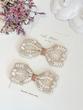 Load image into Gallery viewer, Shiny Leah / Single Item