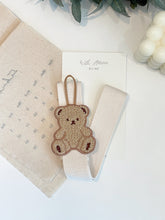 Load image into Gallery viewer, Teddy Bear Hairpin Holder