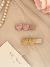 Load image into Gallery viewer, Tweed Heart / 2colors / Single item
