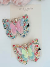 Load image into Gallery viewer, Liberty butterfly / Single Item
