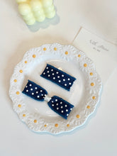 Load image into Gallery viewer, Dot dot navy / Single Item
